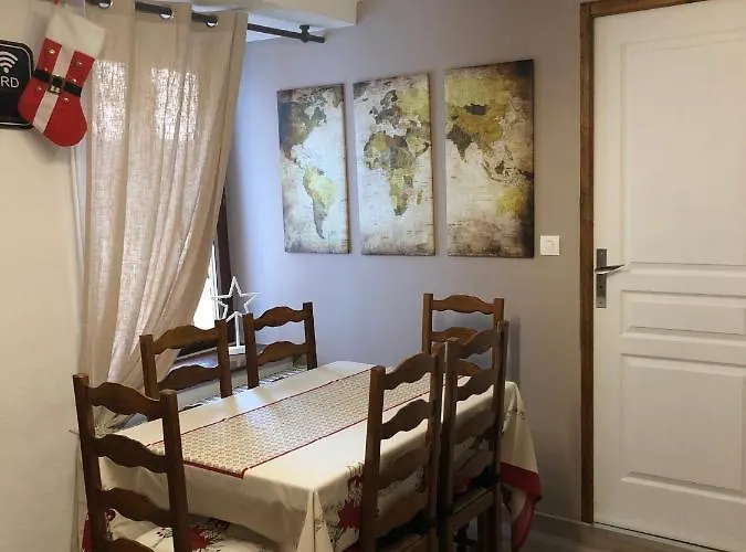 Appartement De L'est 1 *